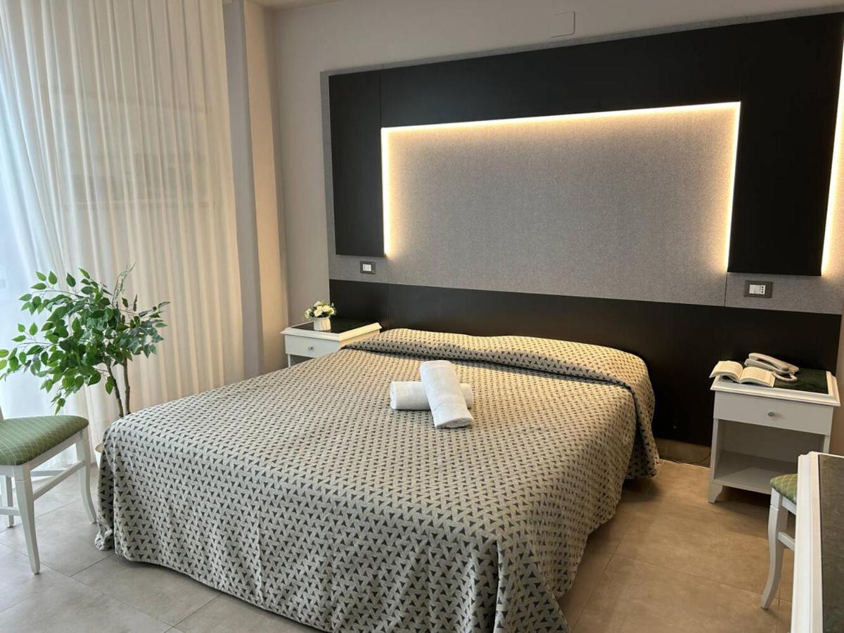 Grand Hotel Montesilvano Marina Eksteriør billede