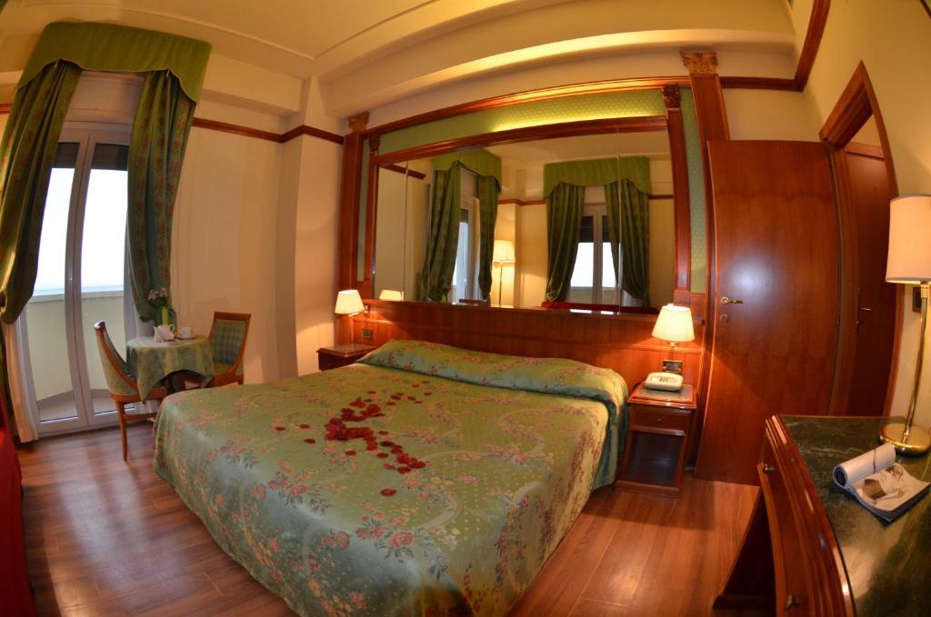 Grand Hotel Montesilvano Marina Eksteriør billede