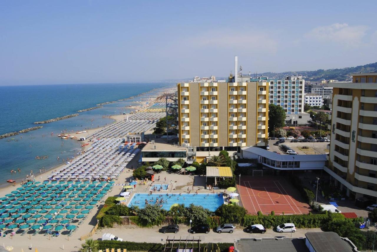 Grand Hotel Montesilvano Marina Eksteriør billede