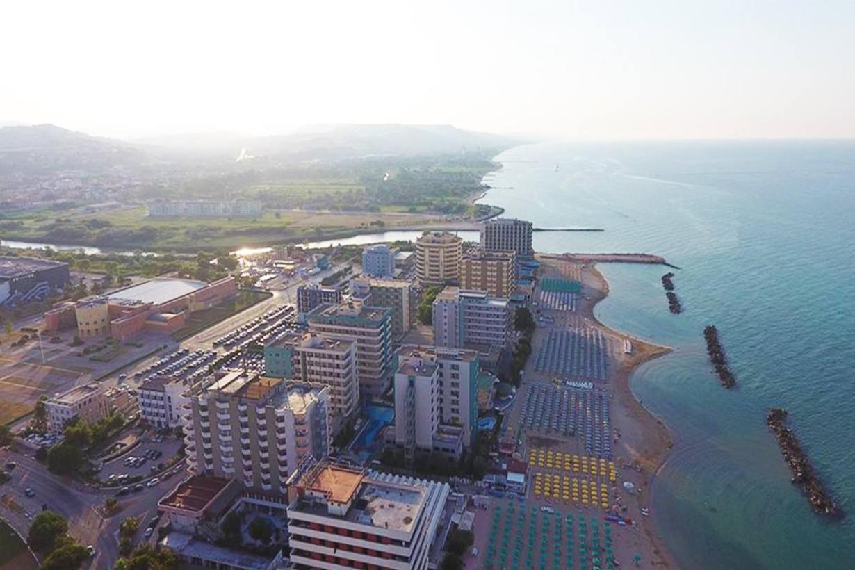 Grand Hotel Montesilvano Marina Eksteriør billede
